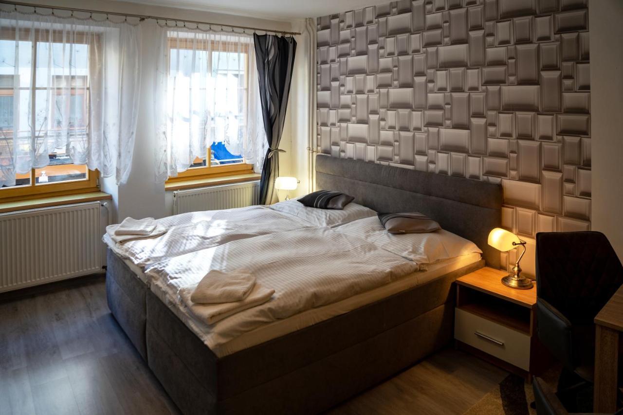 Penzion U Hejtmana Klatovy Exterior foto